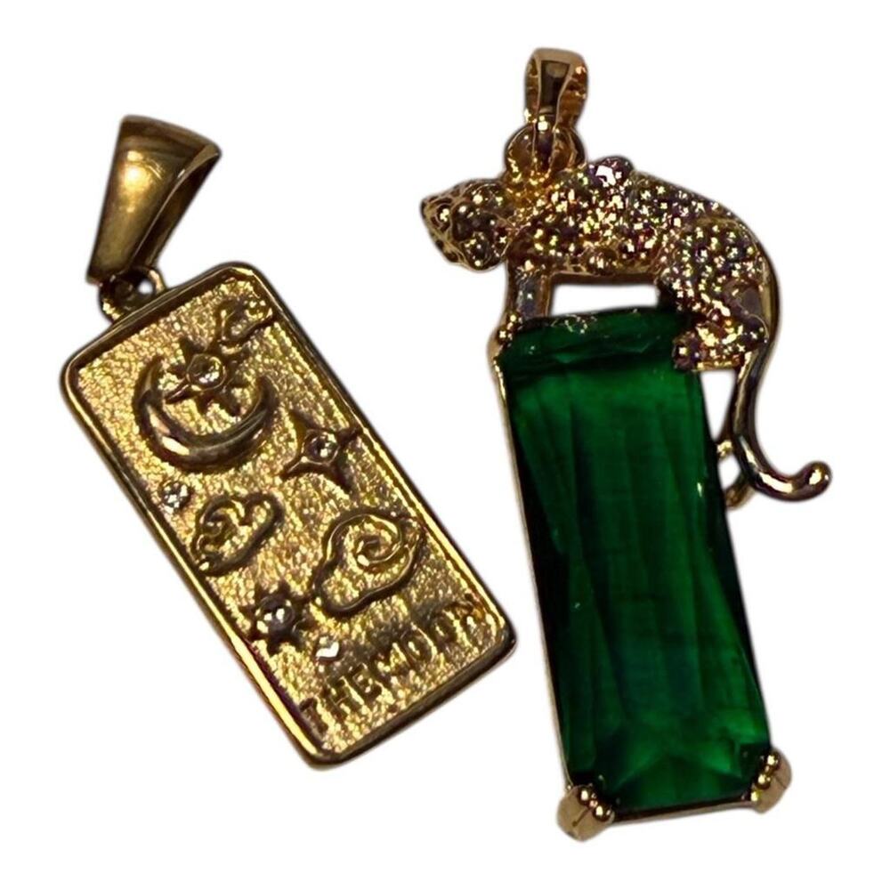 Water proof charms for necklace